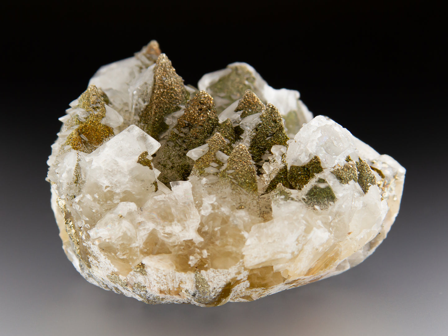 Calcite with Chalcopyrite