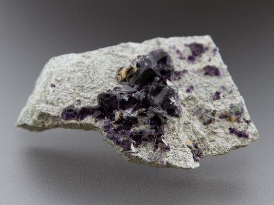 Fluorite and Bismuthinite
