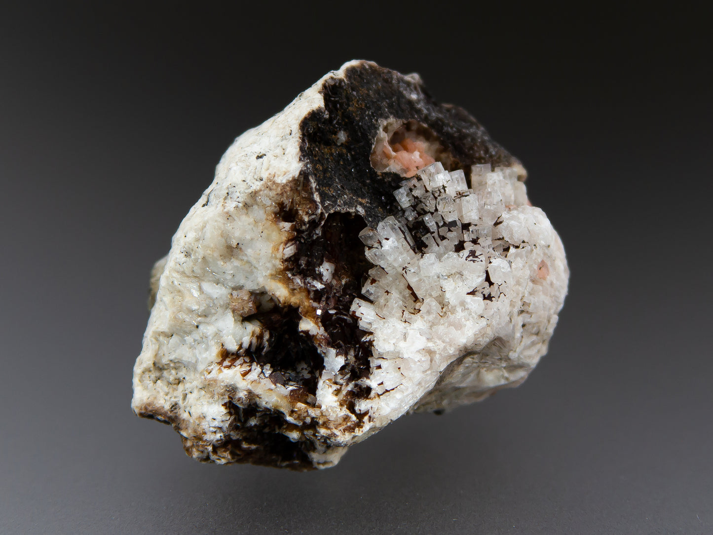 Leifite & Serandite