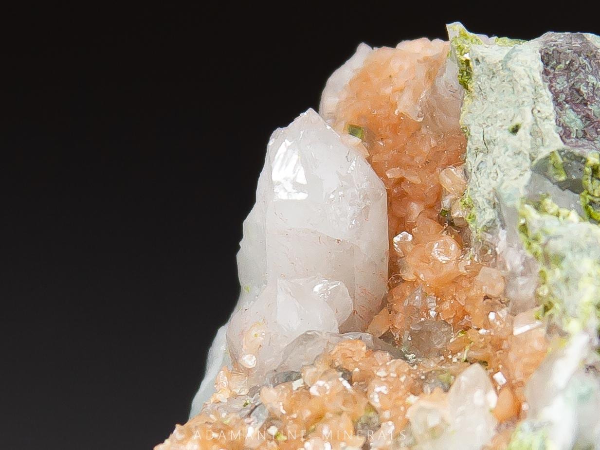 Quartz, Microcline, and Epidote on Amygdaloidal Basalt