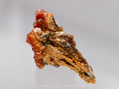 Vanadinite on Barite