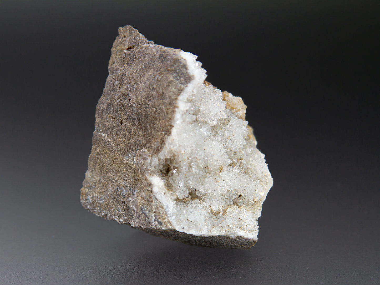 Quartz Var. Druzy Quartz