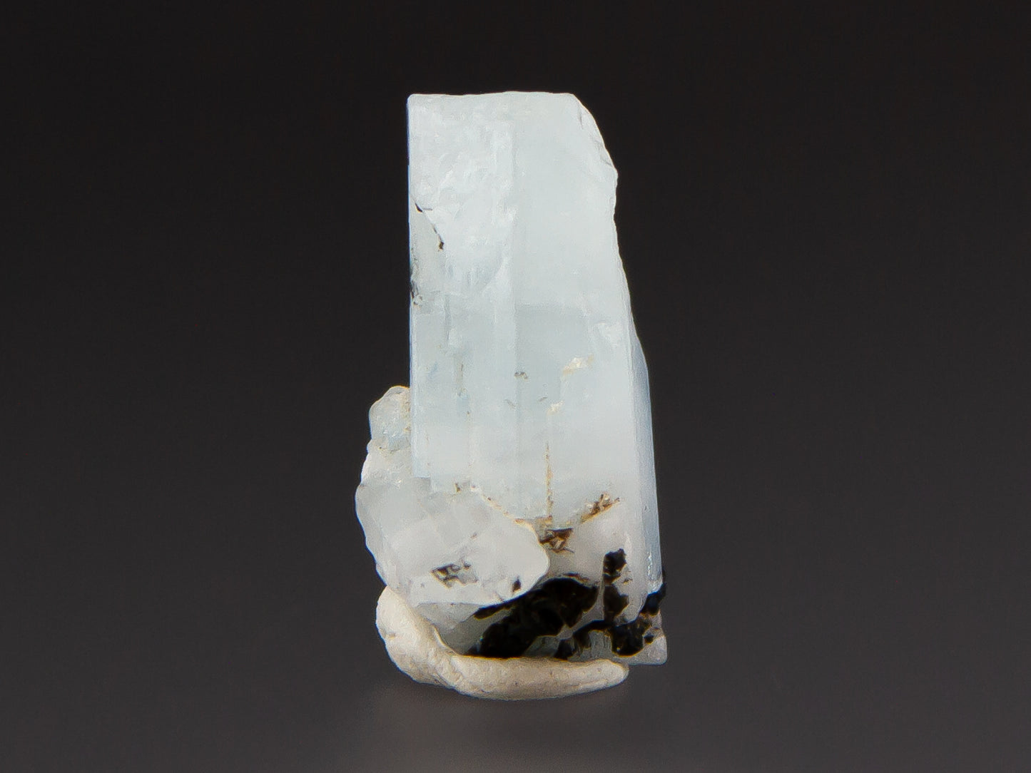 Beryl Var. Aquamarine & Tourmaline