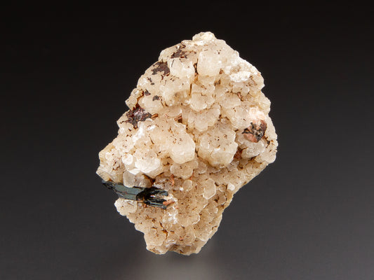 Leifite and Aegirine