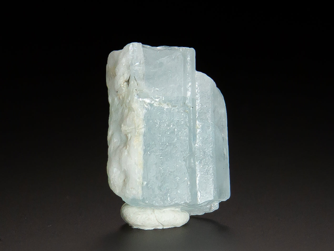 Beryl Var. Aquamarine