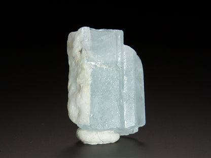 Beryl Var. Aquamarine