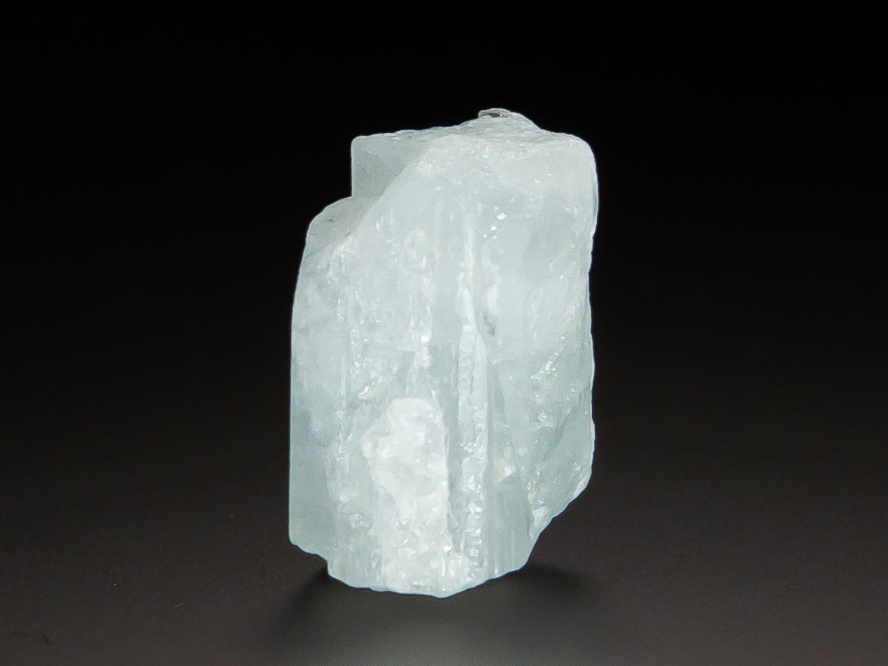 Beryl Var. Aquamarine