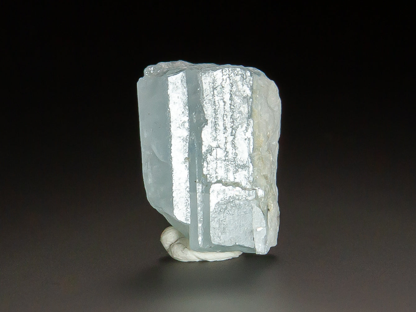 Beryl Var. Aquamarine