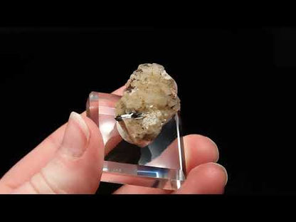 Leifite and Aegirine